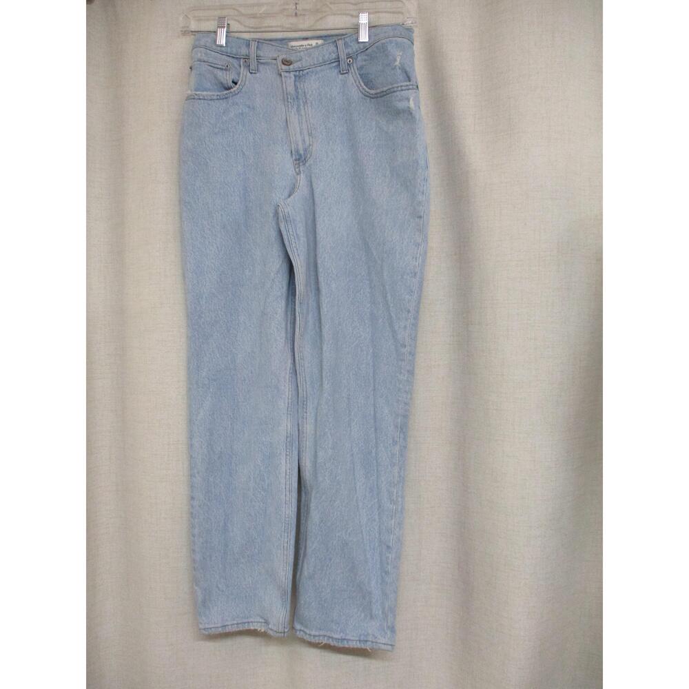 ABERCROMBIE & FITCH Light Wash Blue denim  High Rise 90s Straight Jeans 30  LW